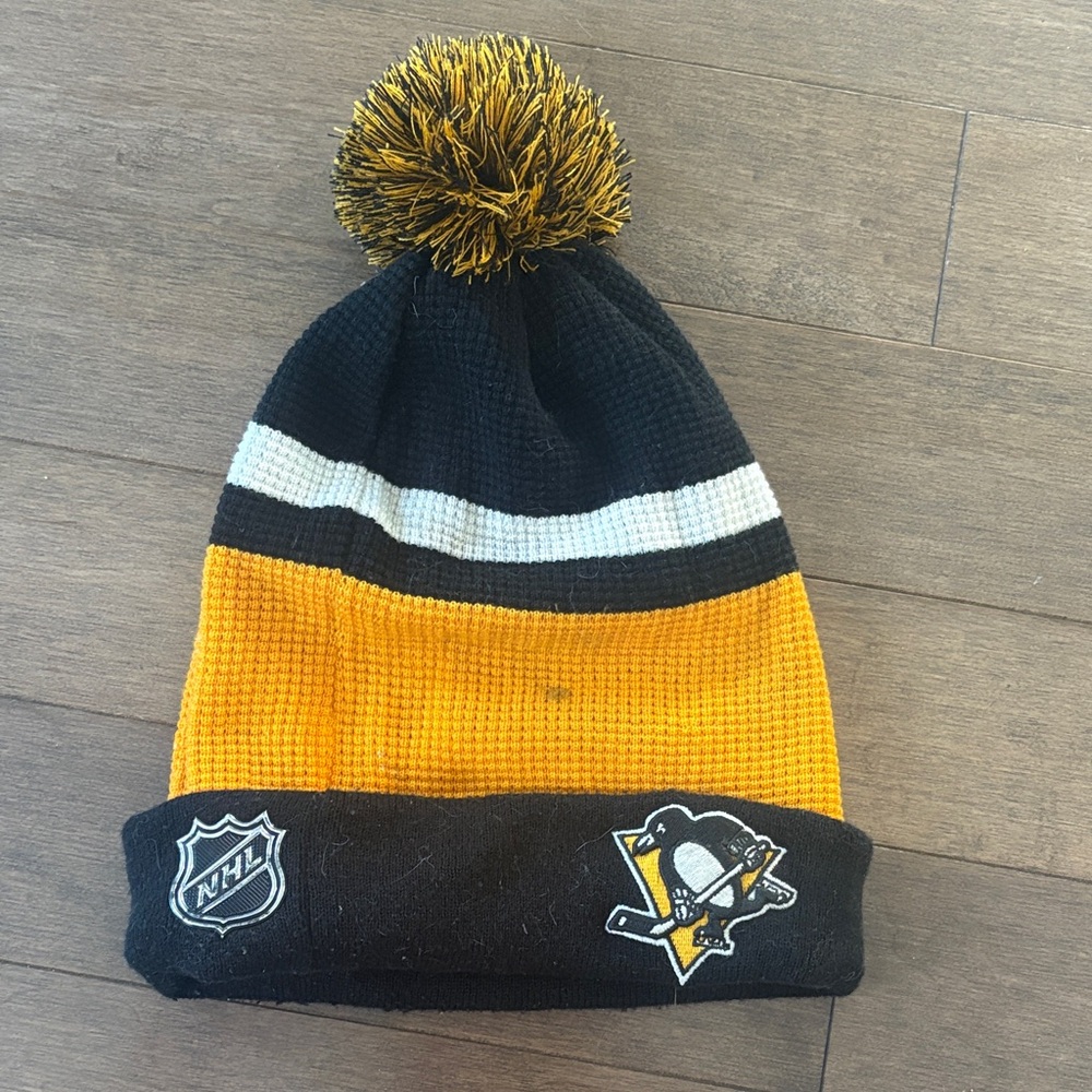 Pittsburg Penguins Knit Beanie Toque